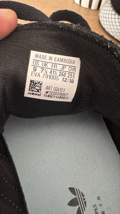 Дамски маратонки Adidas номер 39