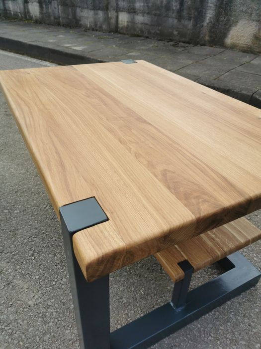 Холна маса и стол...