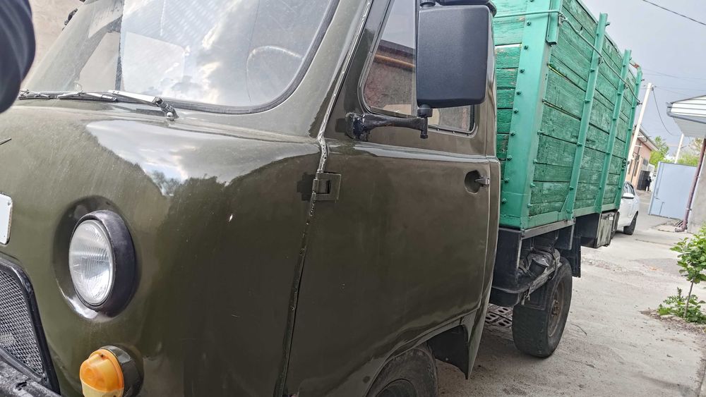 Uazik 3303 bortovoy