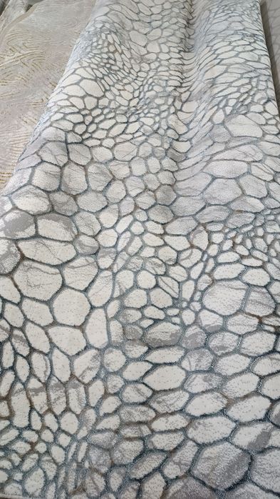 Yangi Gilam  275 × 290