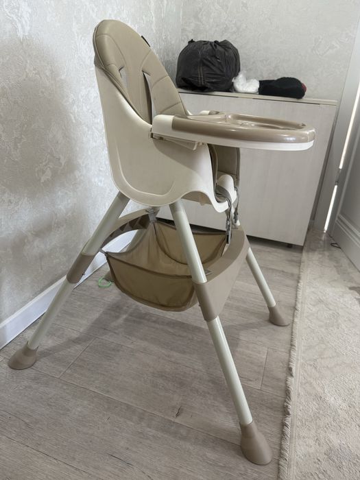 Продам детский стульчик для кормлениЯ