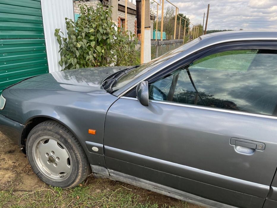 Audi A6 C4 объем 2.6