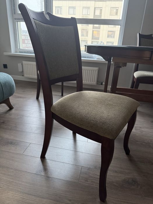 Продоются стулья