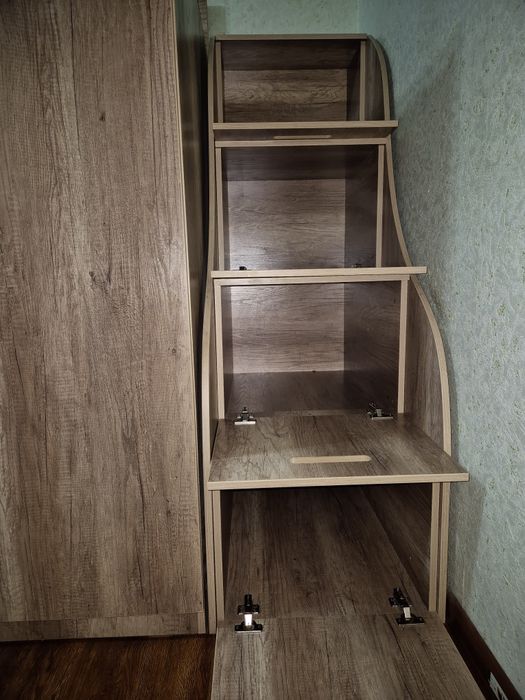 Детская / подростковая кровать с рабочей зоной