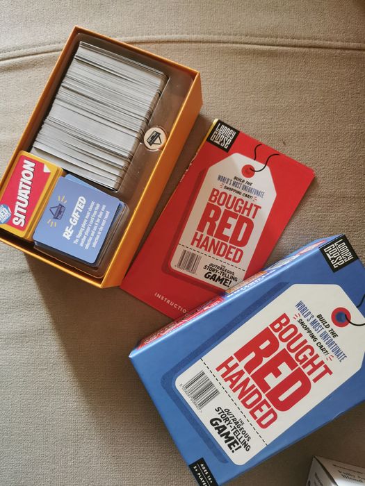 Bought Red Handed joc societate