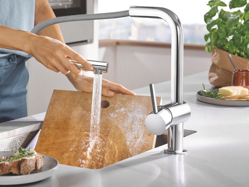 Кухненски смесител Grohe Minta 32168DC0,издърпващ се аератор,матиран