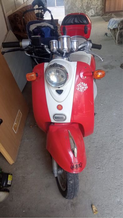 Vand scuter Retro motors 50 cc