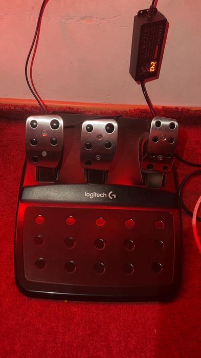 Volan Logitech G29