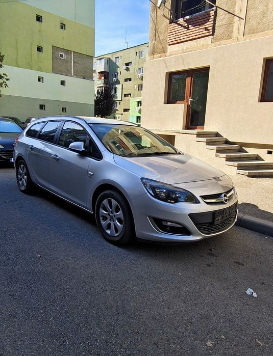 Opel Astra J  2014 Diesel înmatriculat