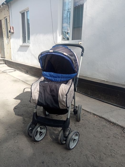 *Продаю детскую коляску*