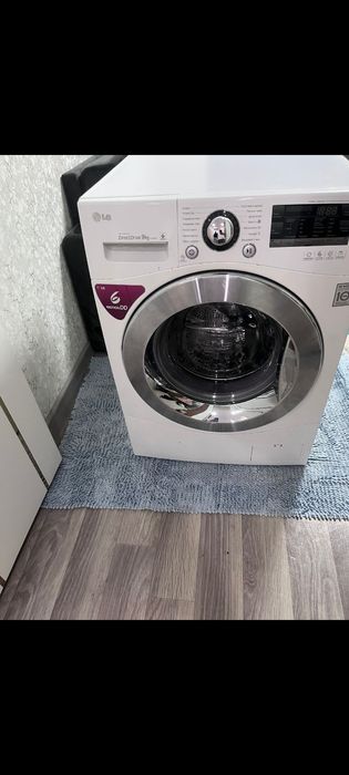 Стиральная машина LG 9кг