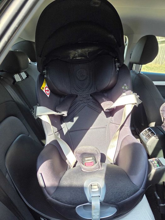 Scaun auto rotativ Cybex Sirona T i-Size Plus cu Baza Z2 isofix