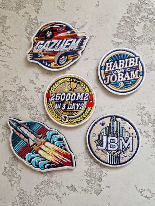 Вышивка на одежде и текстиле