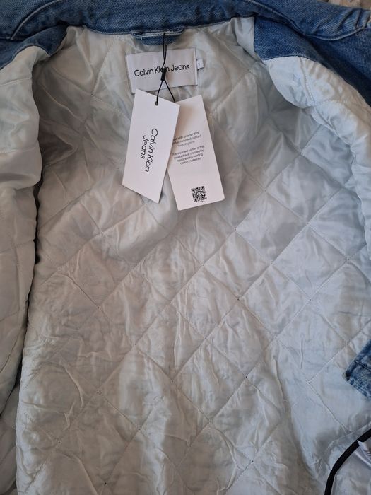 Calvin klein УНИСЕКС ЯКЕ