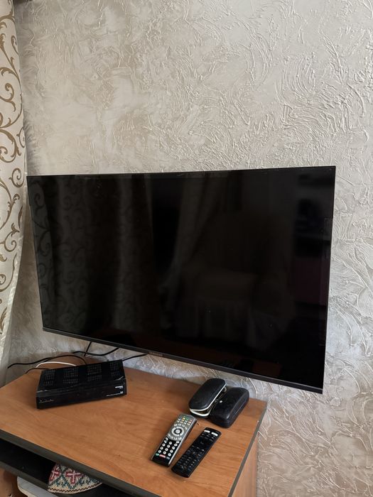 Телевизор Samsung Диагональ 44 дюйма!