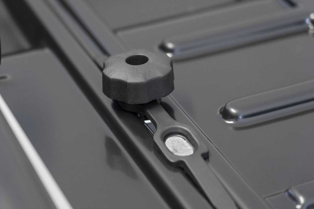 Автобокс багажник MENABO Marathon 320L черен кутия за автомобил