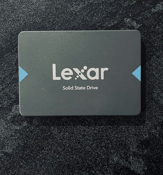 SSD Lexar 240Gb здоровье 100%