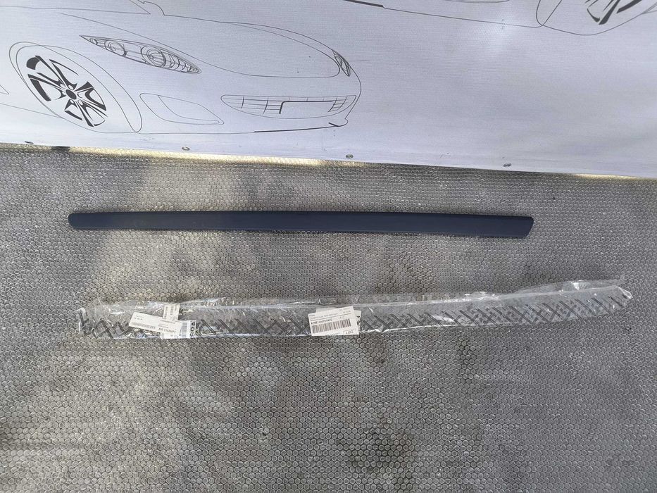 Bandou / Ornament Exterior Ușă Stânga Față Fiat 500 2015-2024 Cod OEM 0735653064 (1C4)
