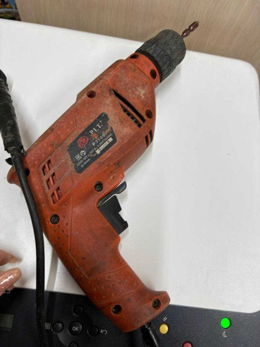 Шуруповёрт  Лот 882214  [Есик]