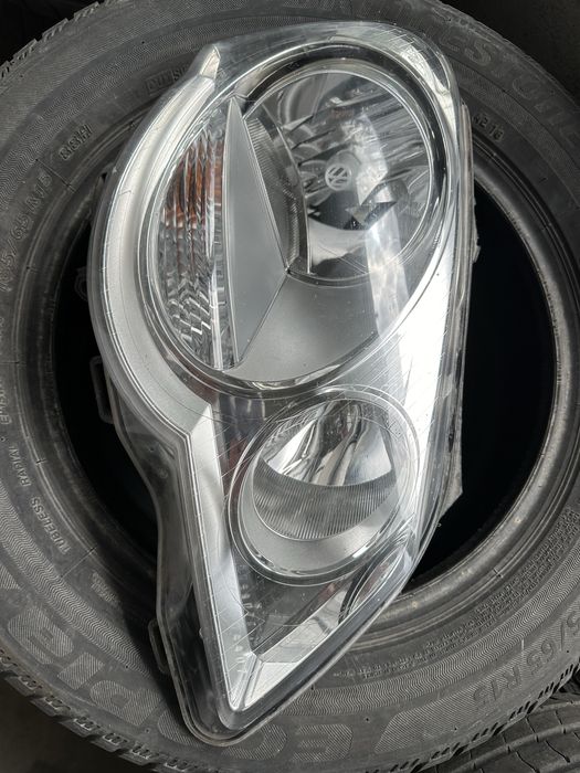 VW Polo десен фар в добро състояние Оборудван
