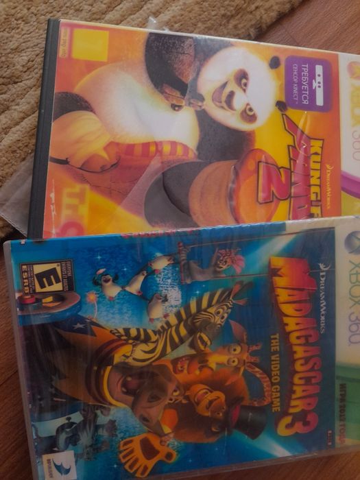 Продаются детские игры.