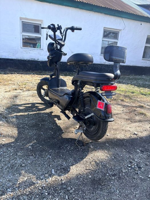 Скутер электрический