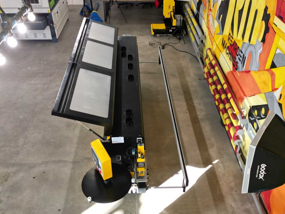 Кромкооблицовочный станок RM 280Y