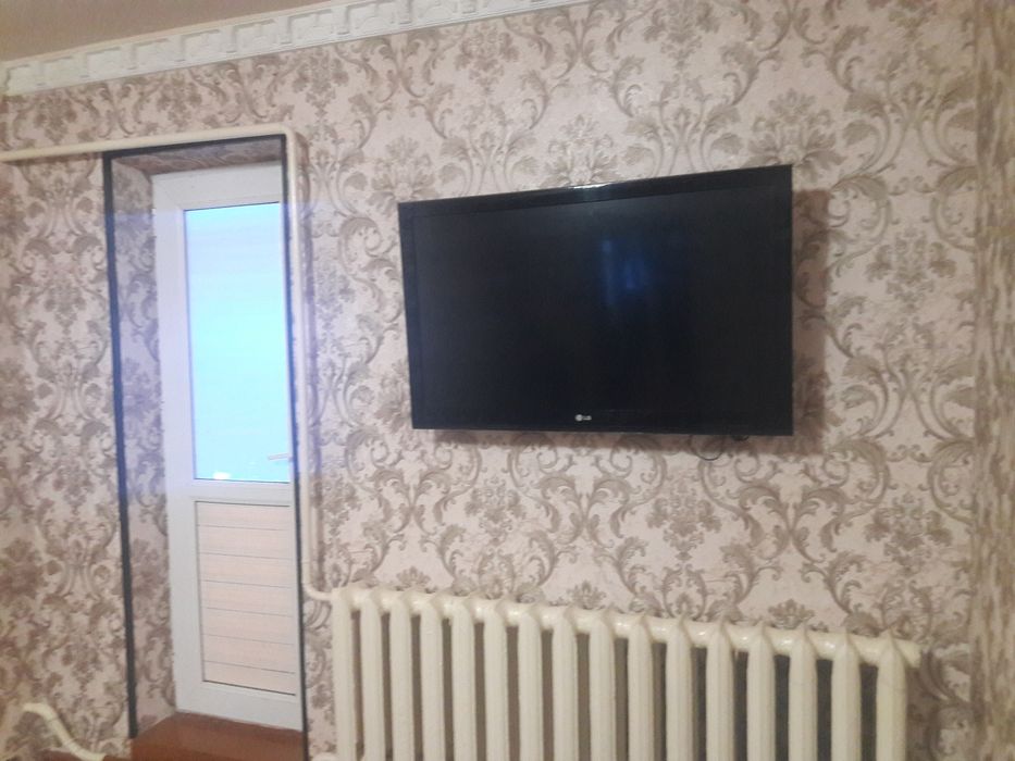 Дом сотилади шовот канали буйида