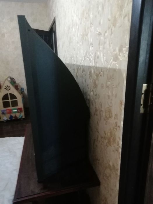 Катта Проекционный ROISON телевизор сотилади