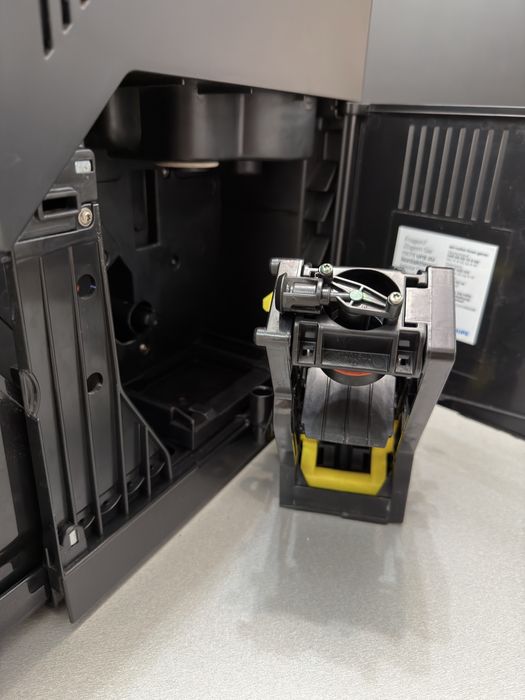 Espresor automat Philips EP3510 - Garantie