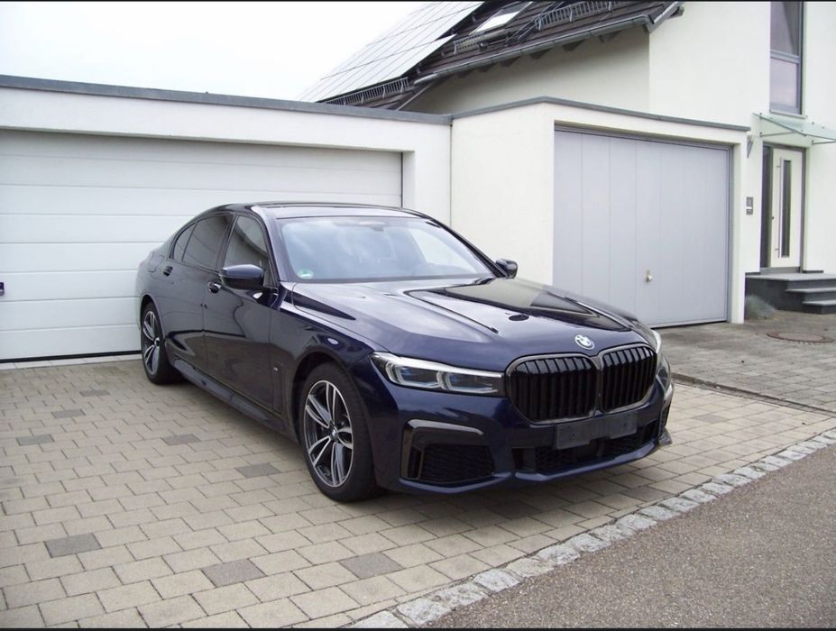 BMW Seria 7 2021 — imagine 3