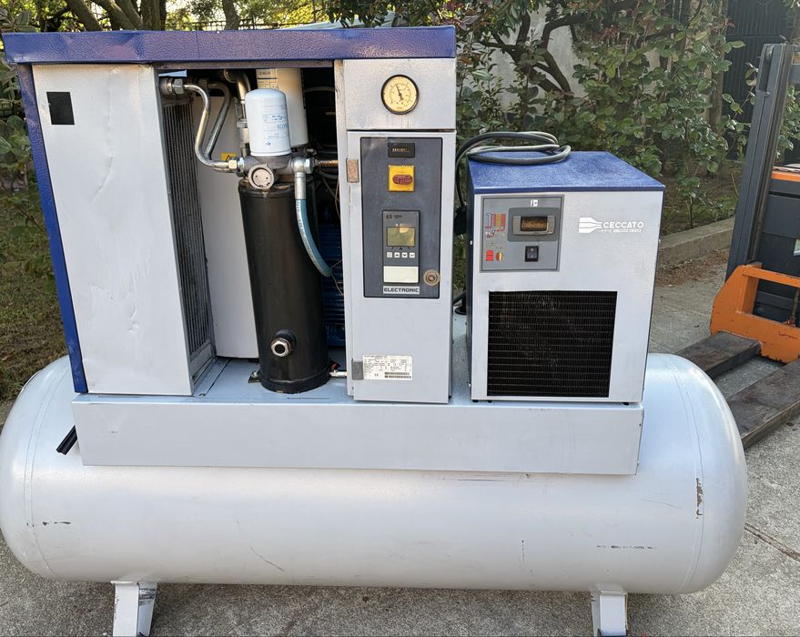 Винтов компресор Ceccato 11kw 500lt и хладилен изсушител
