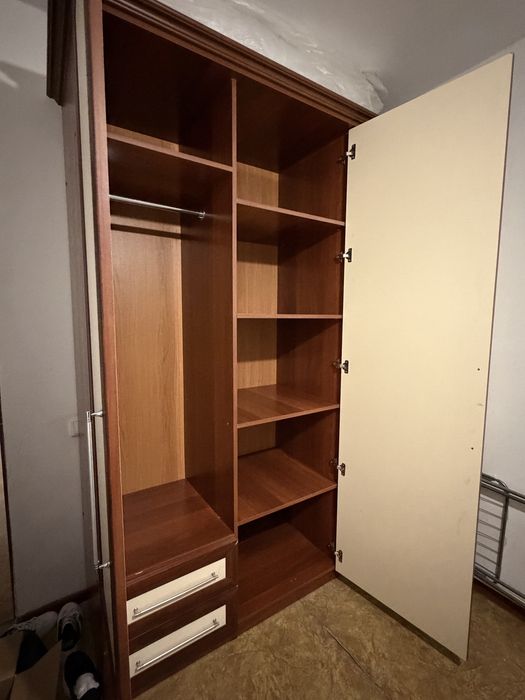 Продам шкаф в хорошем состояний