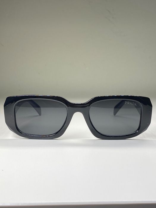 Ochelari de soare Prada | negru | toate accesoriile incluse