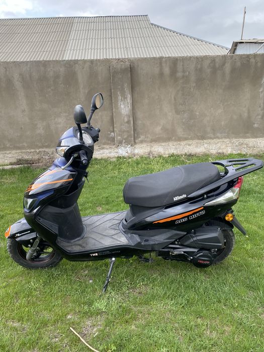 М8 мопед скутер сатылады 150куб