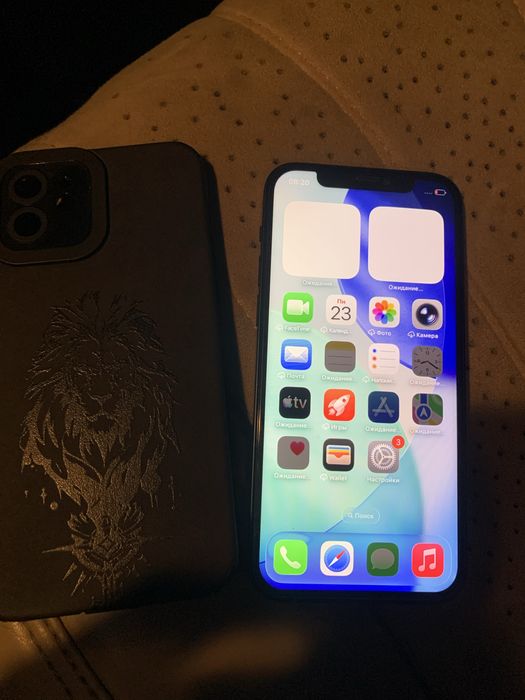 Продам iPhone 12 64gb 100%