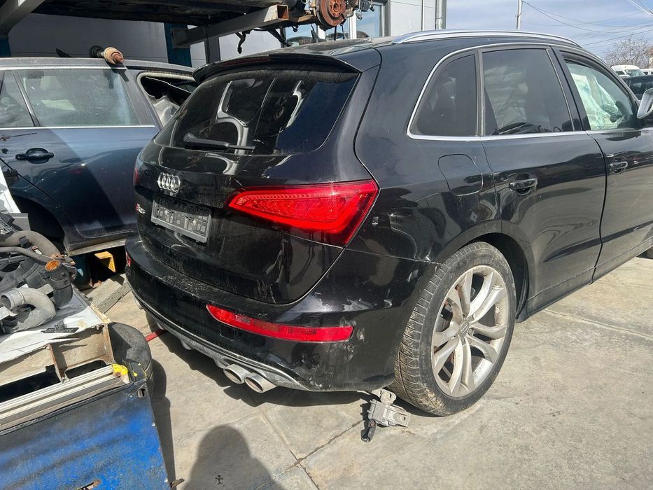 stop st+dr audi sq5 8r