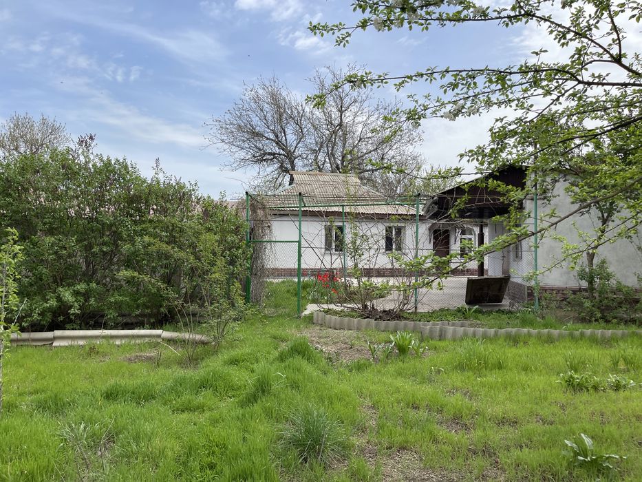 Дом с земельным учаском