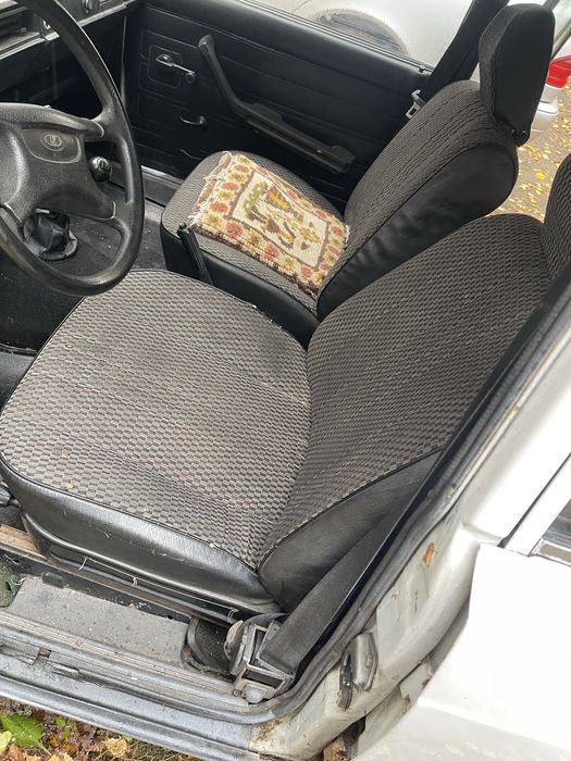 Продам жигуль четверку.