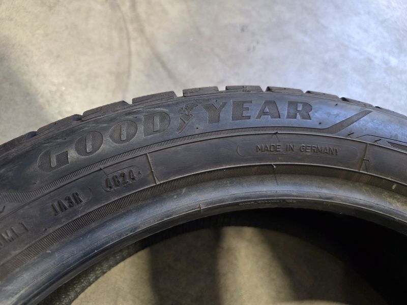 215/50/19 GOODYEAR 2бр