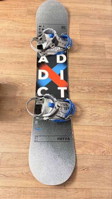 Placa snowboard Nitro Adict 155 + legaturi Nitro Zero