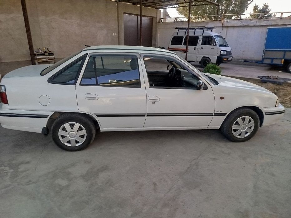 Продаётся Нексия 1