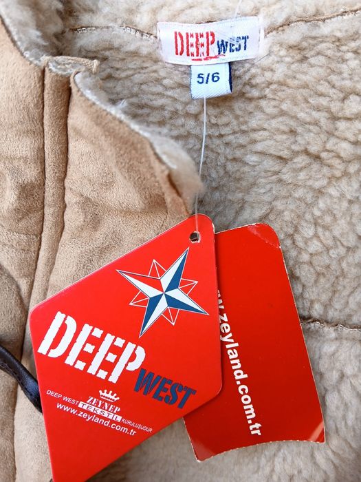 Новая дубленка 5-6 лет Весна