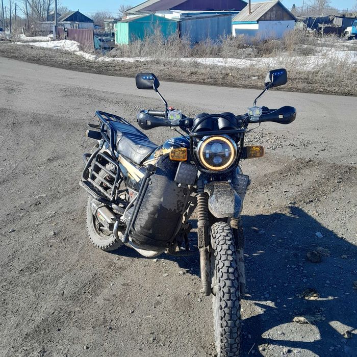 Мотоцикл GSX 200