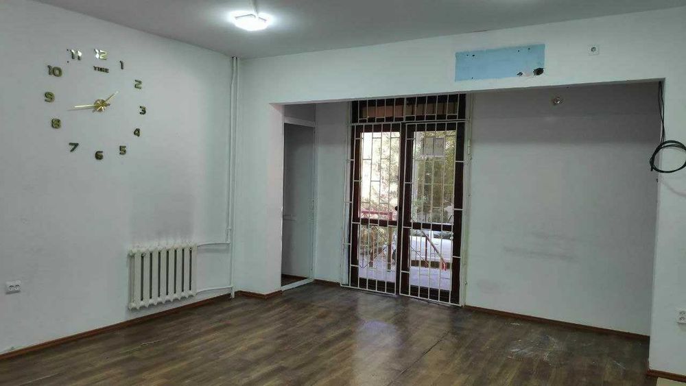 Biznes uchun noturar joy sotiladi. Продаю нежилое помещение под бизнес