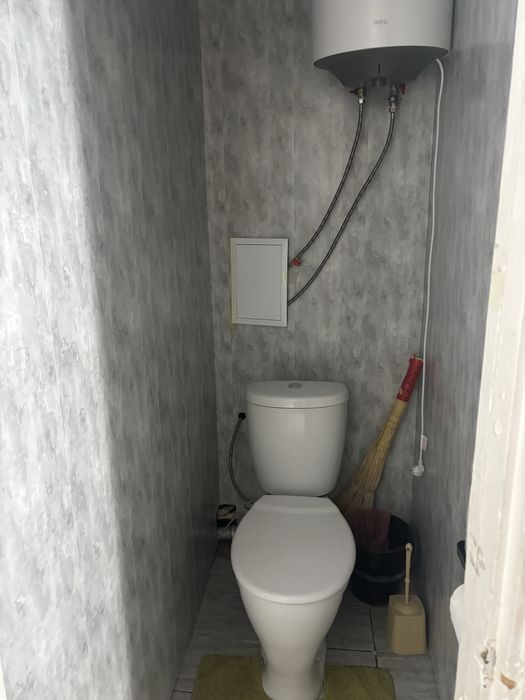 Сдам -1-2 комн кв суточно .