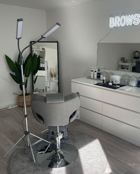 Продам лампу Glamgor