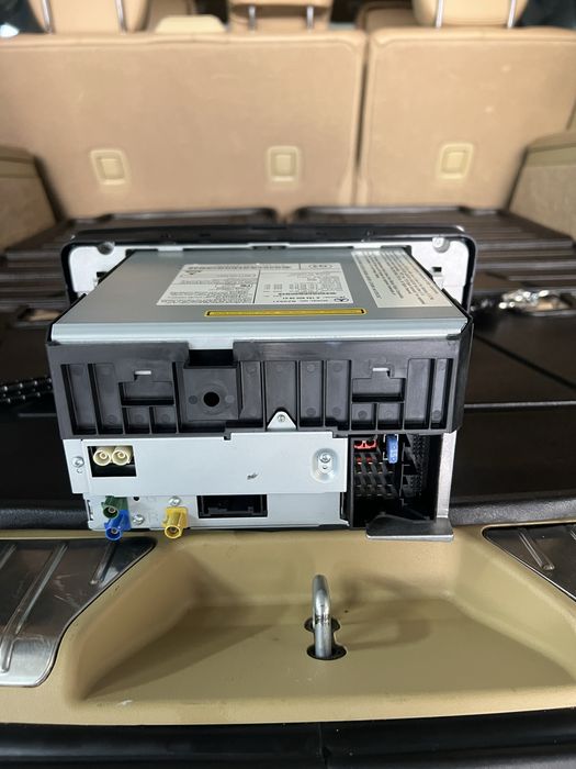 Навигация за Mercedes GL X164