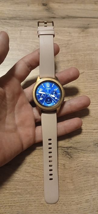 Galaxy Watch 42mm Gold rose
