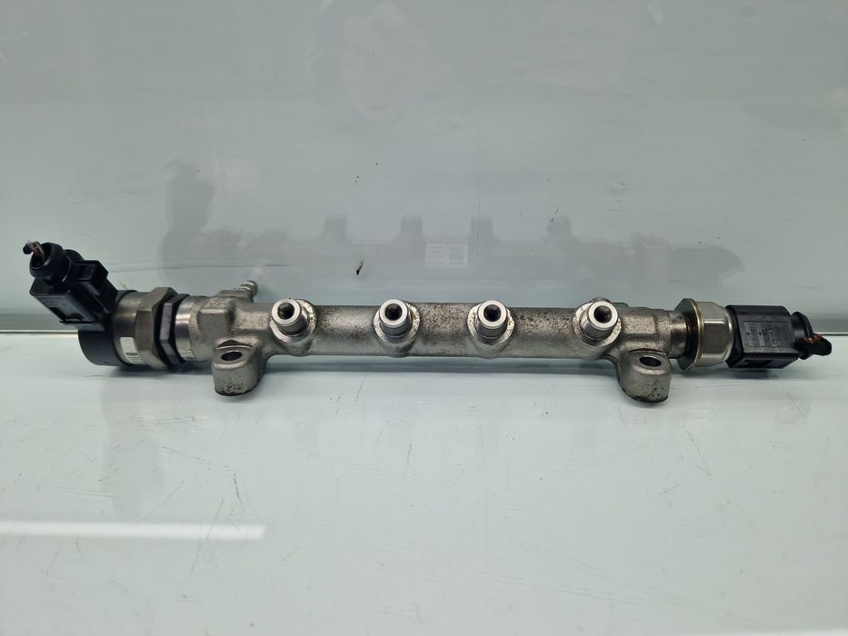 Rampa injectoare Volkswagen Golf 7 (5G) [Fabr 2014-prezent] 04L089B 1.